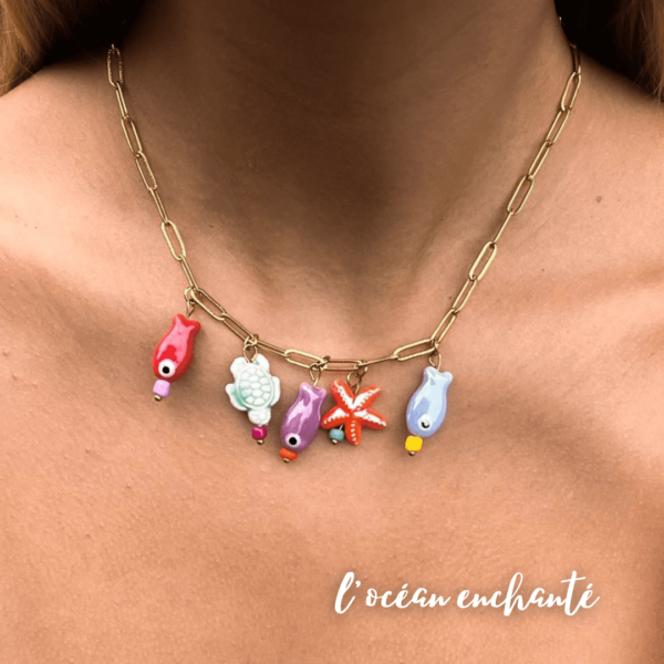 Collier à breloques tendance en céramique colorée, charm's thème marin